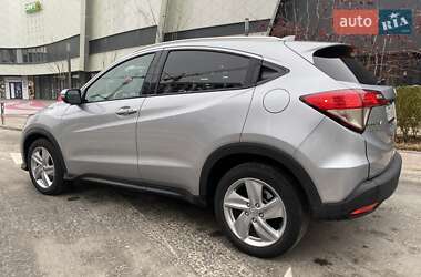 Внедорожник / Кроссовер Honda HR-V 2019 в Киеве