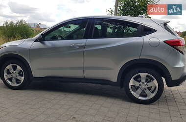 Внедорожник / Кроссовер Honda HR-V 2019 в Городке