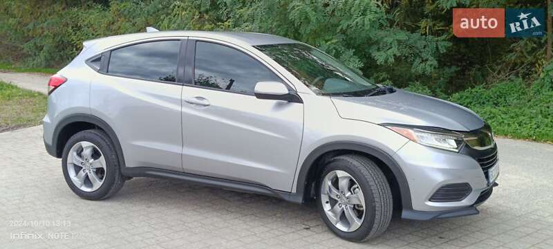 Внедорожник / Кроссовер Honda HR-V 2019 в Городке