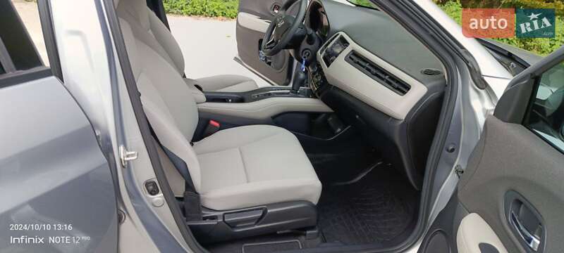 Внедорожник / Кроссовер Honda HR-V 2019 в Городке