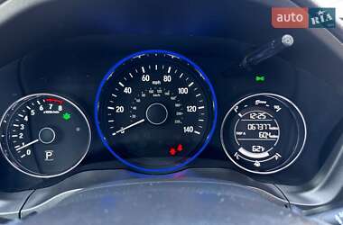 Позашляховик / Кросовер Honda HR-V 2017 в 