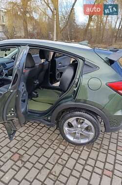 Позашляховик / Кросовер Honda HR-V 2016 в Івано-Франківську