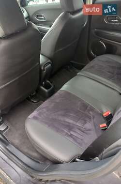 Позашляховик / Кросовер Honda HR-V 2020 в 
