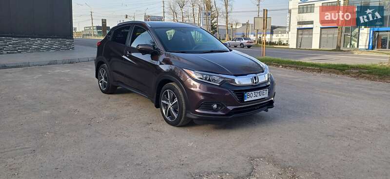 Внедорожник / Кроссовер Honda HR-V 2021 в 