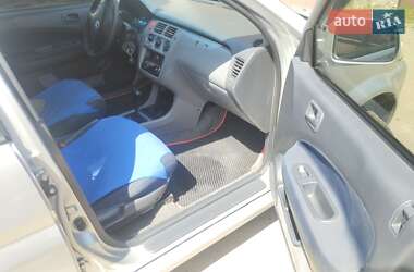 Внедорожник / Кроссовер Honda HR-V 2000 в 