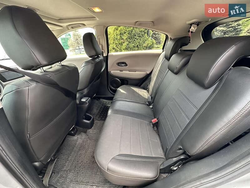 Позашляховик / Кросовер Honda HR-V 2017 в Дніпрі фото 20 Позашляховик / Кросовер Honda HR-V 2017 в Дніпрі