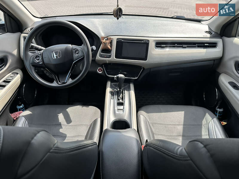 Позашляховик / Кросовер Honda HR-V 2017 в Дніпрі фото 25 Позашляховик / Кросовер Honda HR-V 2017 в Дніпрі