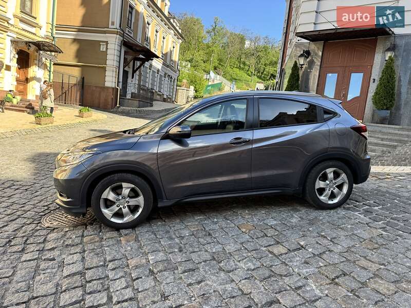 Позашляховик / Кросовер Honda HR-V 2016 в Києві