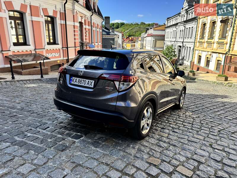 Позашляховик / Кросовер Honda HR-V 2016 в Києві