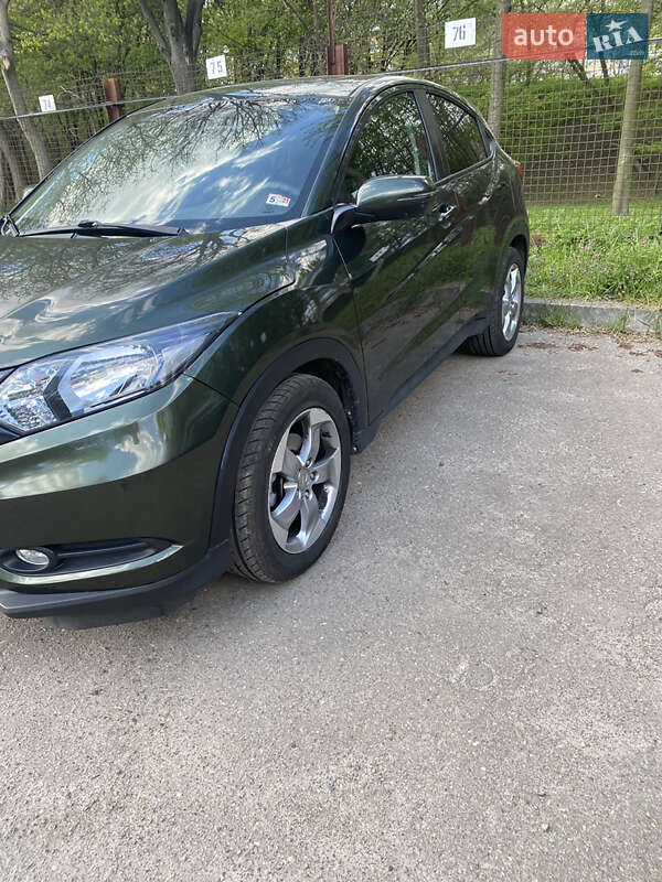 Позашляховик / Кросовер Honda HR-V 2017 в Львові