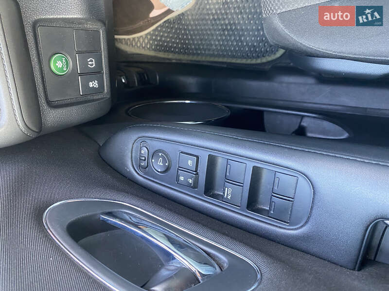 Позашляховик / Кросовер Honda HR-V 2017 в Львові