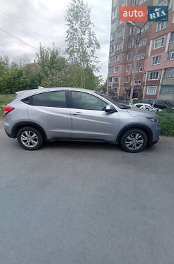 Внедорожник / Кроссовер Honda HR-V 2017 в 