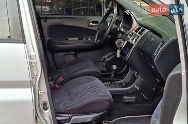 Позашляховик / Кросовер Honda HR-V 2005 в 