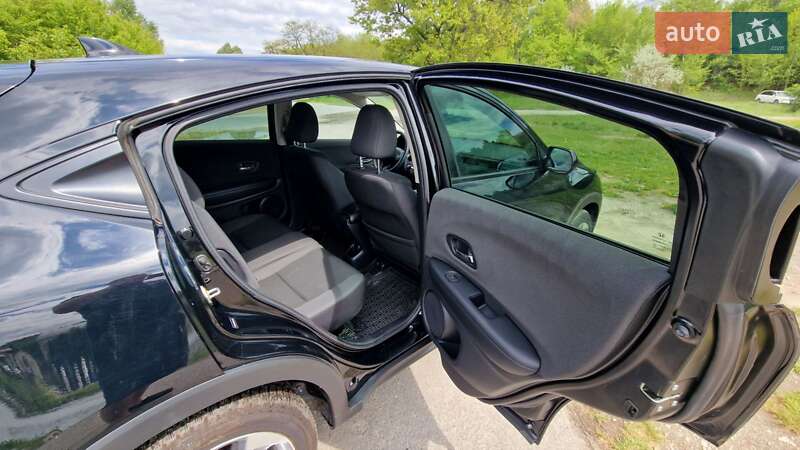 Позашляховик / Кросовер Honda HR-V 2019 в Дніпрі