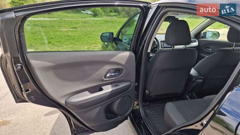 Позашляховик / Кросовер Honda HR-V 2019 в Дніпрі