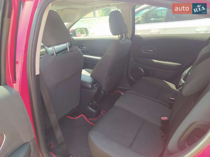 Внедорожник / Кроссовер Honda HR-V 2020 в Ужгороде