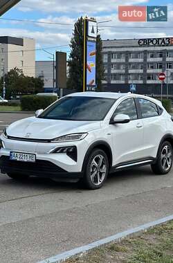 Внедорожник / Кроссовер Honda HR-V 2022 в Киеве