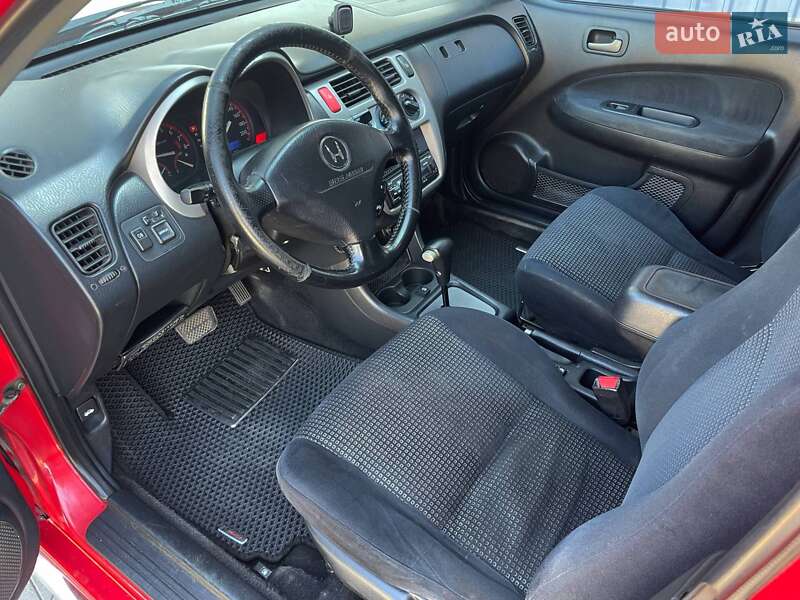 Внедорожник / Кроссовер Honda HR-V 2004 в Николаеве