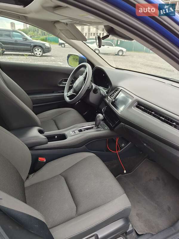 Внедорожник / Кроссовер Honda HR-V 2019 в Киеве