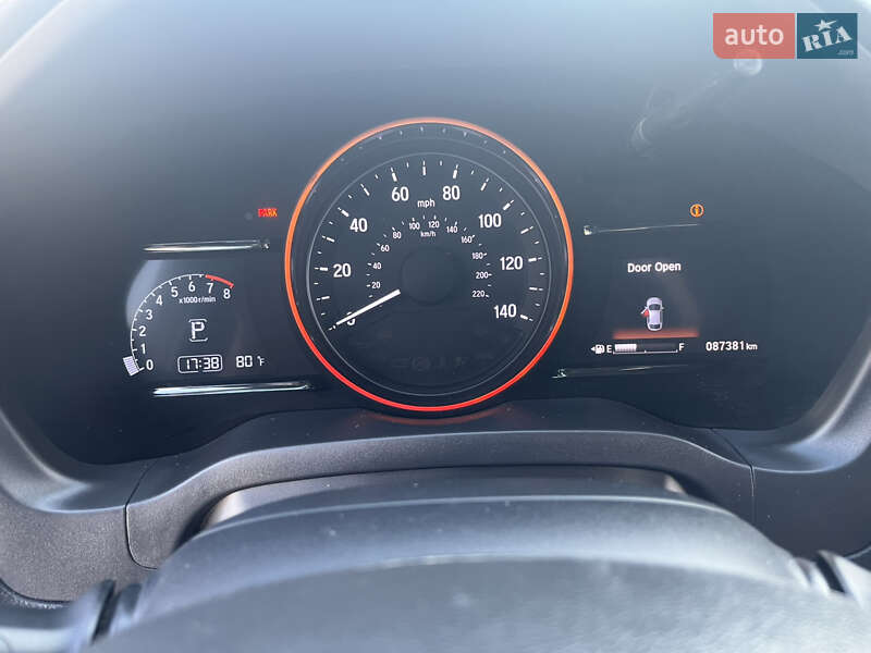 Внедорожник / Кроссовер Honda HR-V 2019 в Погребах