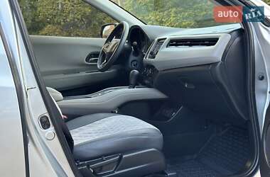 Внедорожник / Кроссовер Honda HR-V 2016 в 
