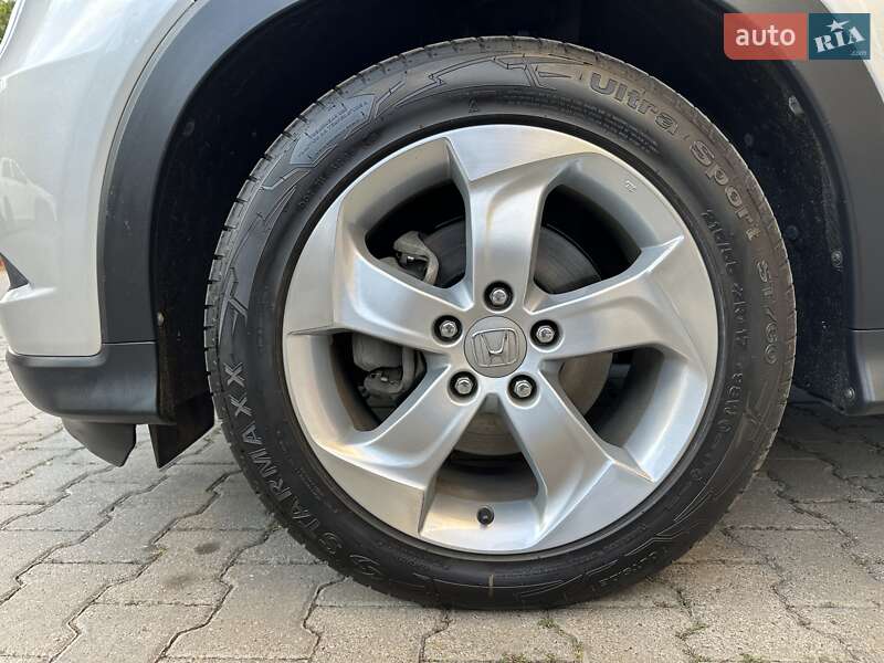 Внедорожник / Кроссовер Honda HR-V 2016 в Одессе