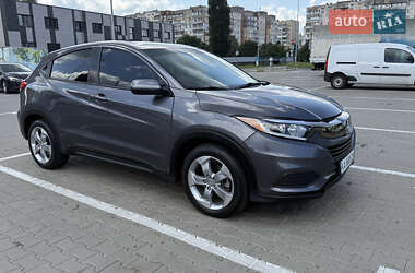 Внедорожник / Кроссовер Honda HR-V 2020 в Киеве