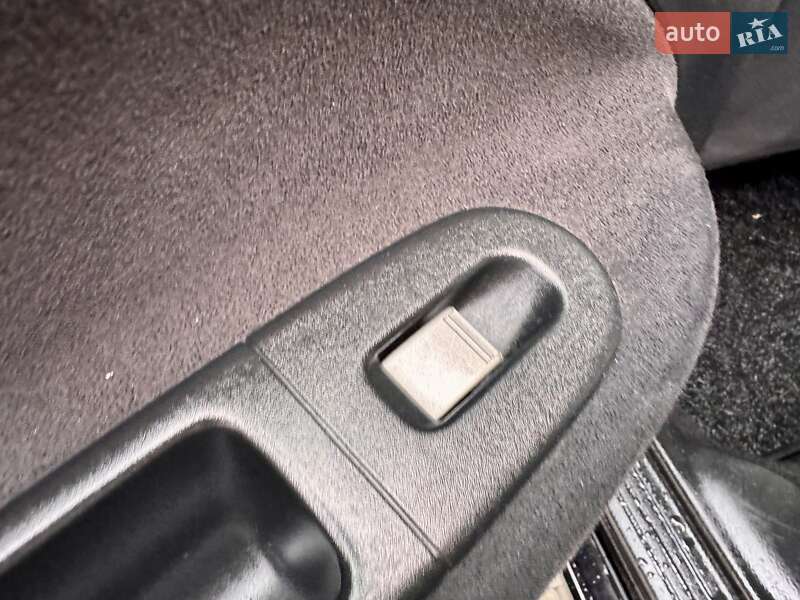 Позашляховик / Кросовер Honda HR-V 2005 в Одесі фото 55 Позашляховик / Кросовер Honda HR-V 2005 в Одесі