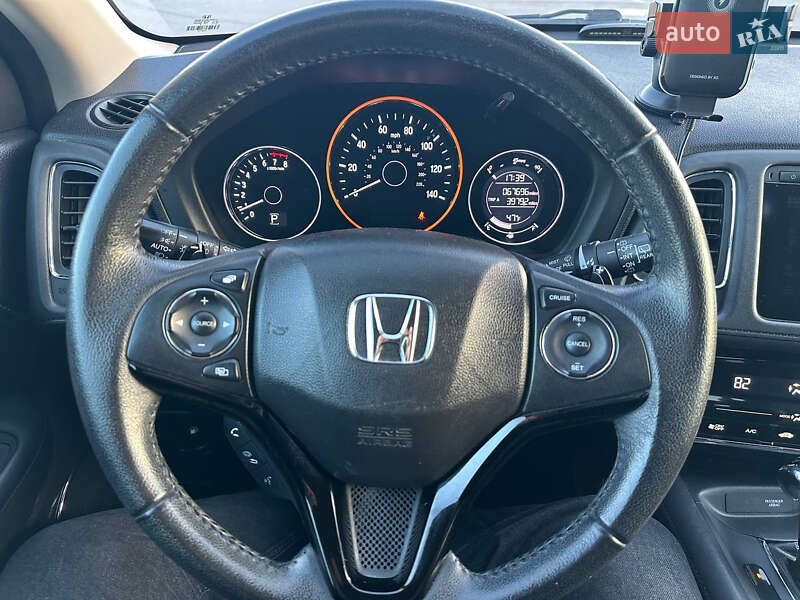 Позашляховик / Кросовер Honda HR-V 2016 в Львові фото 24 Позашляховик / Кросовер Honda HR-V 2016 в Львові