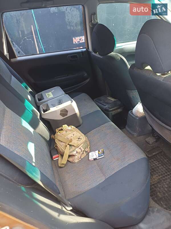 Внедорожник / Кроссовер Honda HR-V 2001 в Краматорске фото 5 Внедорожник / Кроссовер Honda HR-V 2001 в Краматорске