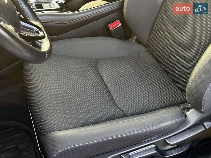 Внедорожник / Кроссовер Honda HR-V 2018 в Киеве