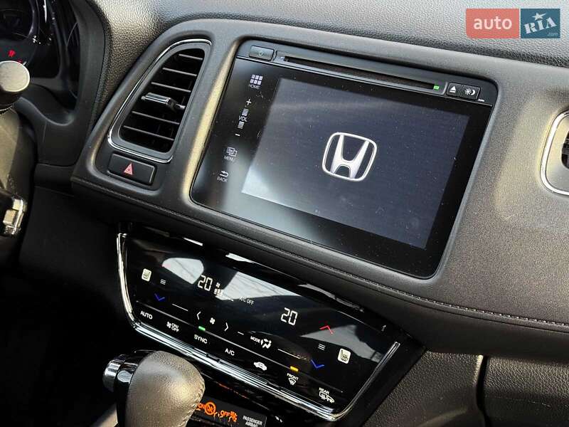 Внедорожник / Кроссовер Honda HR-V 2018 в Киеве