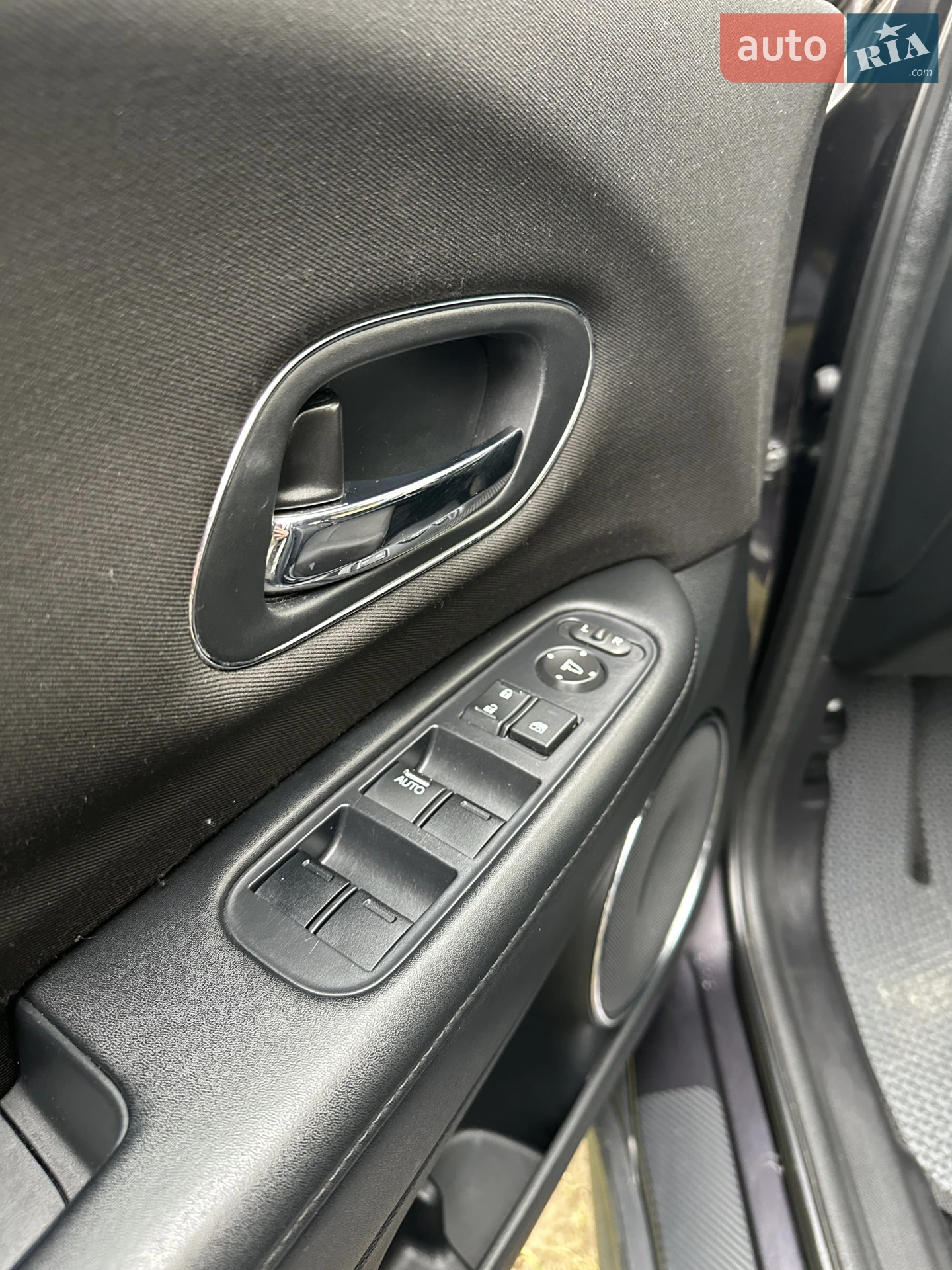 2016 Honda HR-V - мініатюра 28