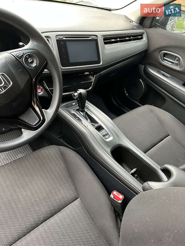 Позашляховик / Кросовер Honda HR-V 2016 в Миколаєві фото 30 Позашляховик / Кросовер Honda HR-V 2016 в Миколаєві