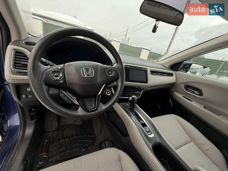 Внедорожник / Кроссовер Honda HR-V 2015 в Львове