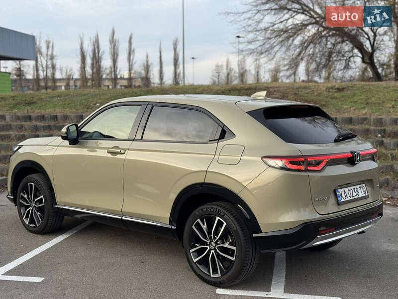 Внедорожник / Кроссовер Honda HR-V 2023 в Киеве