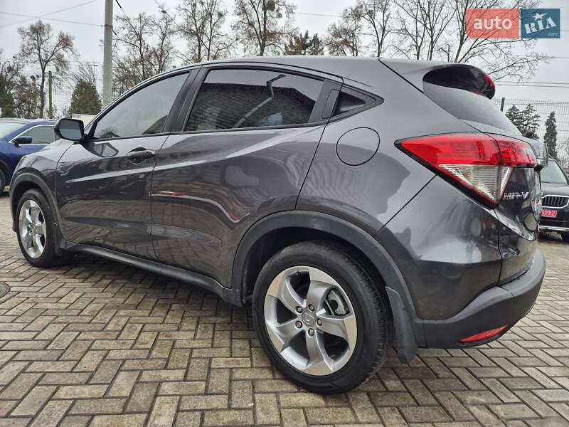 Внедорожник / Кроссовер Honda HR-V 2018 в Сумах