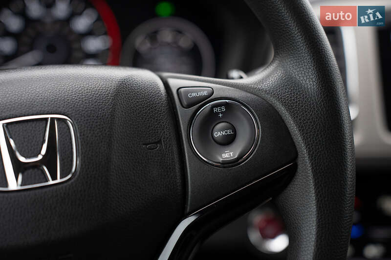 Внедорожник / Кроссовер Honda HR-V 2015 в Киеве