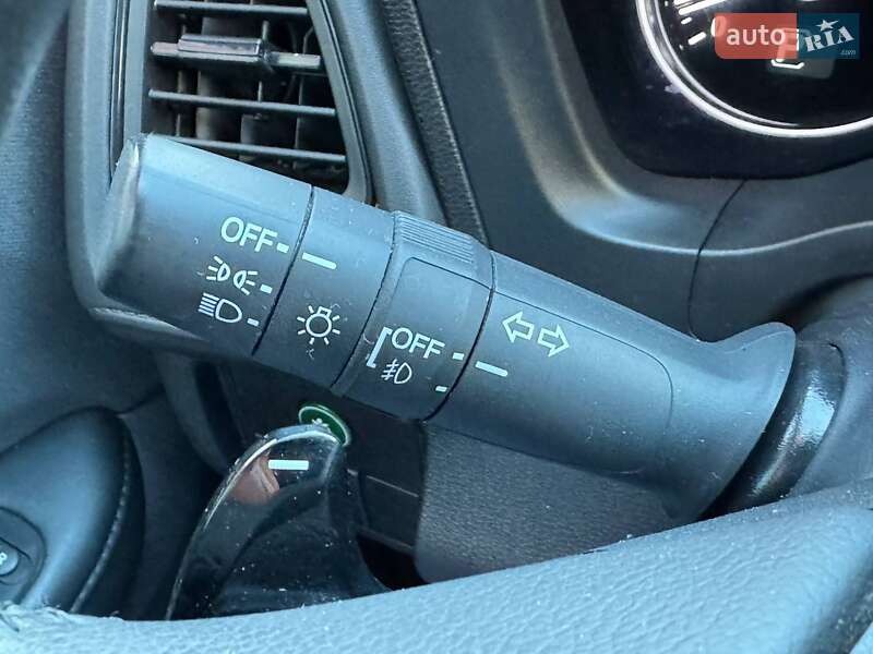 Внедорожник / Кроссовер Honda HR-V 2019 в Львове