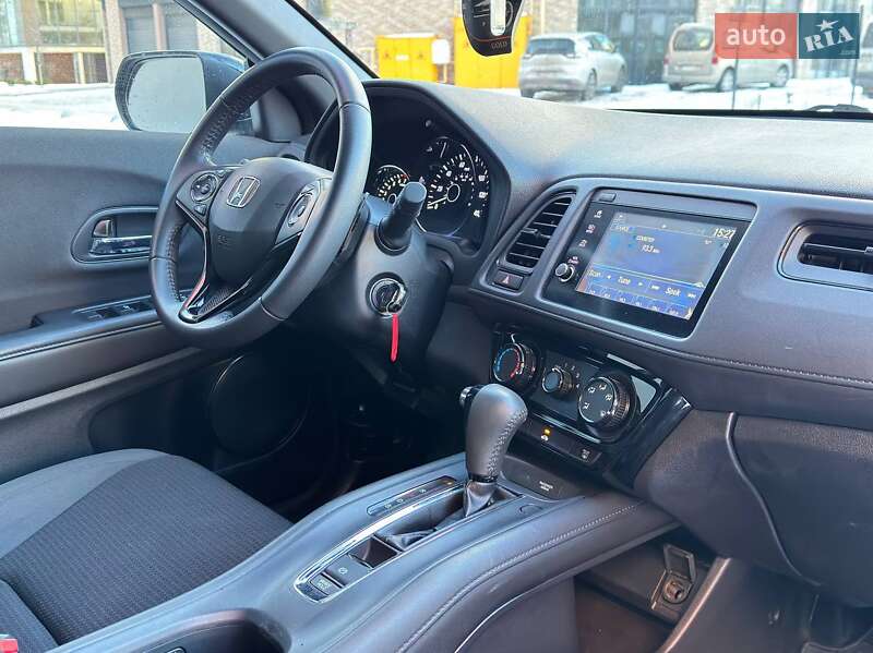 Внедорожник / Кроссовер Honda HR-V 2019 в Львове