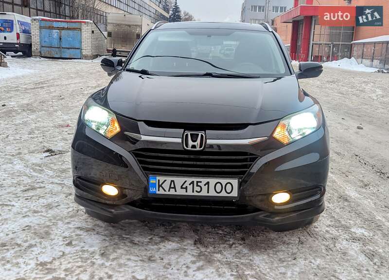 Внедорожник / Кроссовер Honda HR-V 2018 в Киеве