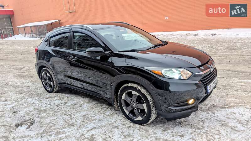 Внедорожник / Кроссовер Honda HR-V 2018 в Киеве