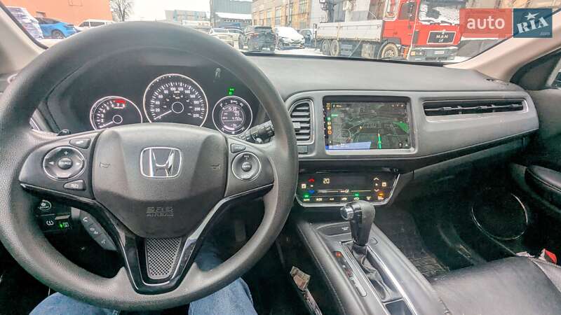 Внедорожник / Кроссовер Honda HR-V 2018 в Киеве