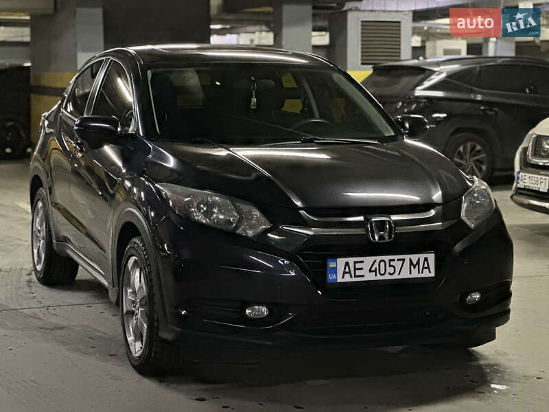 Внедорожник / Кроссовер Honda HR-V 2017 в Днепре