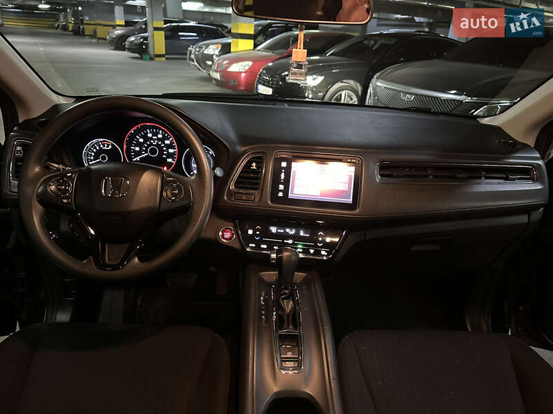 Внедорожник / Кроссовер Honda HR-V 2017 в Днепре