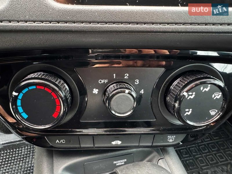 Позашляховик / Кросовер Honda HR-V 2018 в Києві