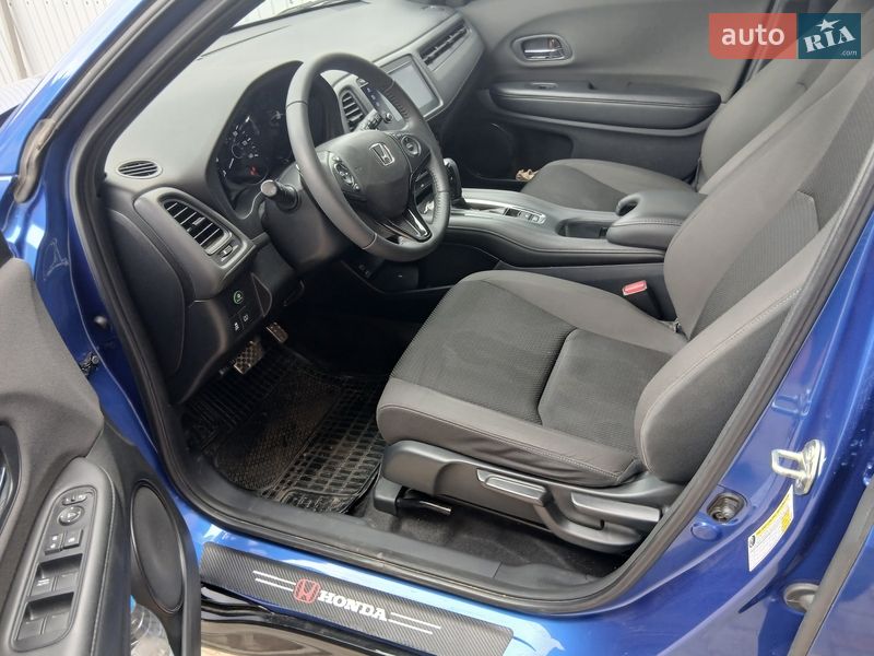 Внедорожник / Кроссовер Honda HR-V 2020 в Черноморске