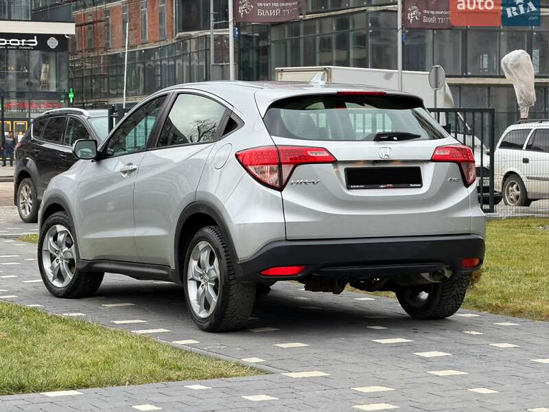 Внедорожник / Кроссовер Honda HR-V 2016 в Ужгороде фото 11 Внедорожник / Кроссовер Honda HR-V 2016 в Ужгороде