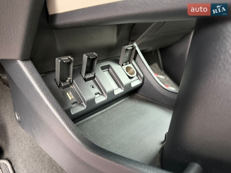 Внедорожник / Кроссовер Honda HR-V 2016 в Ужгороде фото 50 Внедорожник / Кроссовер Honda HR-V 2016 в Ужгороде