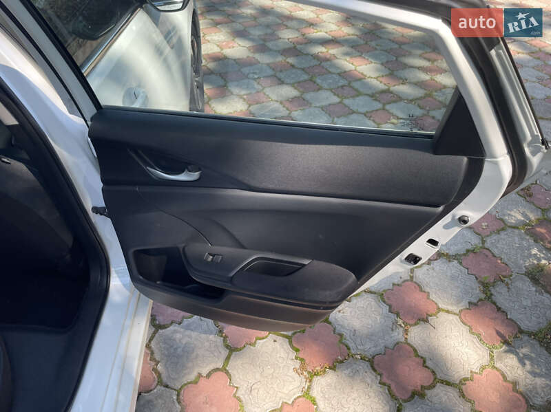Седан Honda Insight 2019 в Житомире